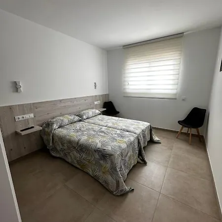 Raquel's - Habitacions I Turistics - Aparthotel Sant Pere Pescador