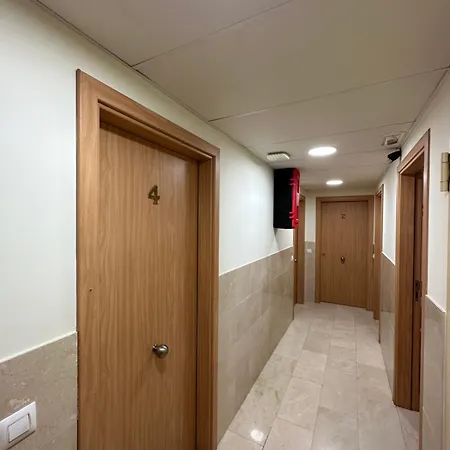 Raquel's - Habitacions I Turistics - 2* Sant Pere Pescador